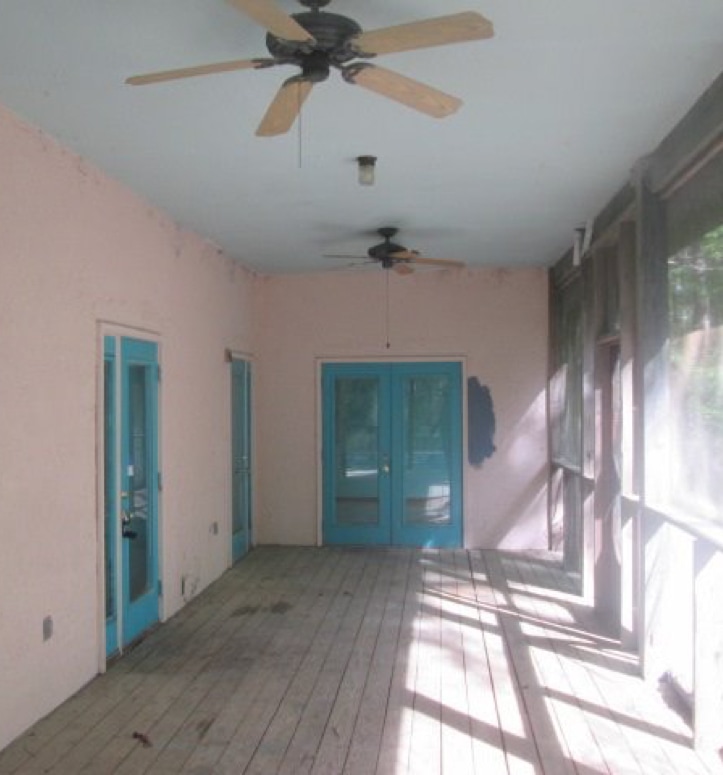 Brooksville Florida Room Before Renovation